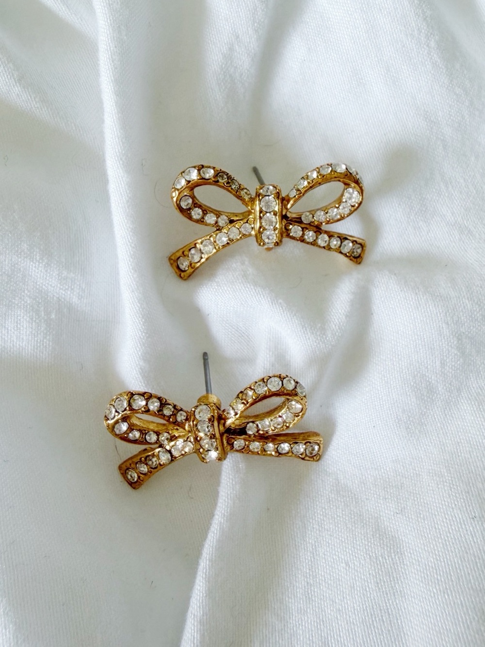 OSCAR DE LA RENTA Bow Pave Earrings